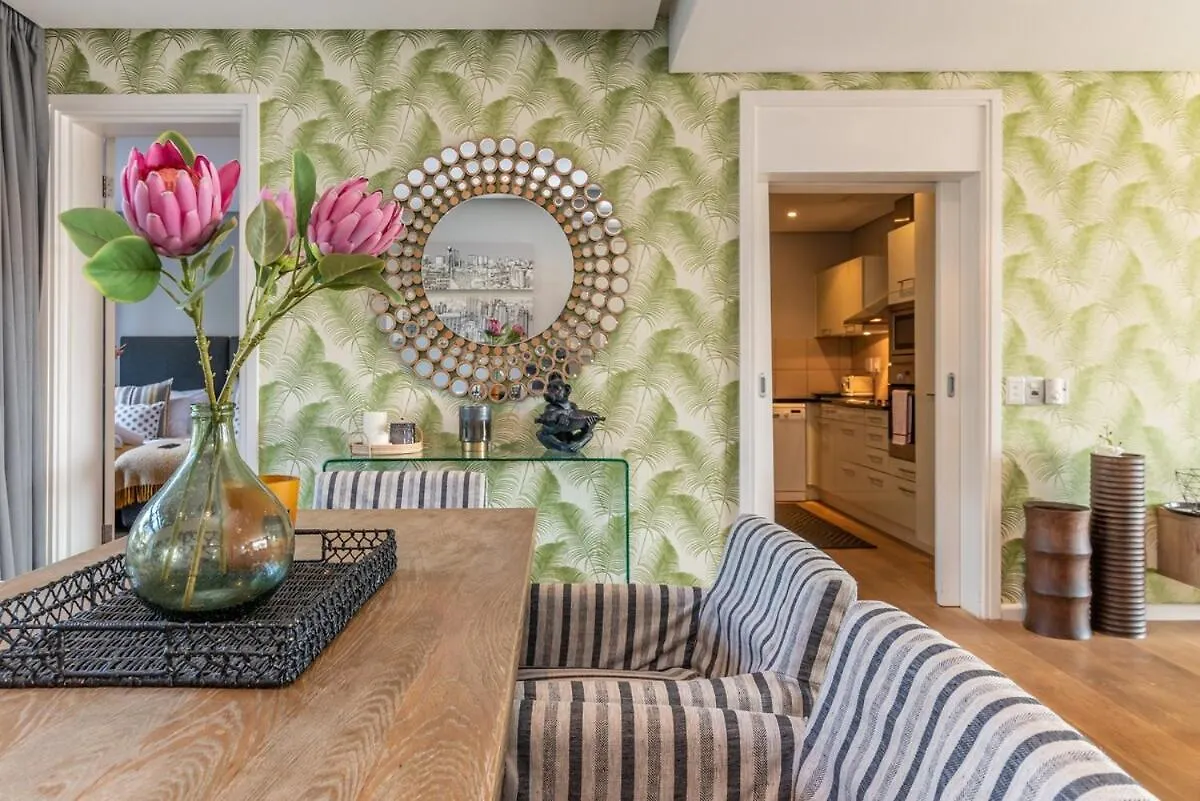 Luxury 2 Bedroom Marina Apartment - 302 Ellesmere Cape Town