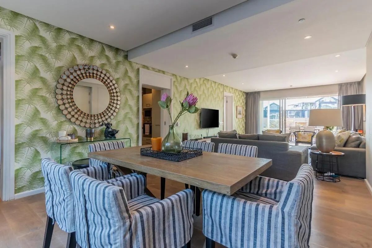 Luxury 2 Bedroom Marina Apartment - 302 Ellesmere Cape Town